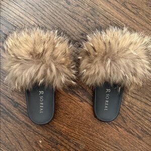 Women's Tan Fur Slides